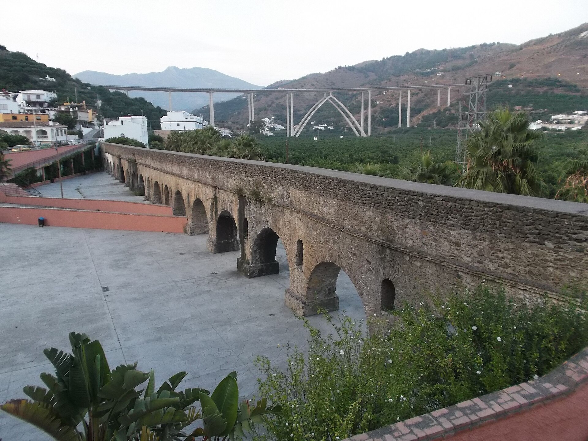 The aqueduct at Torrecuevas